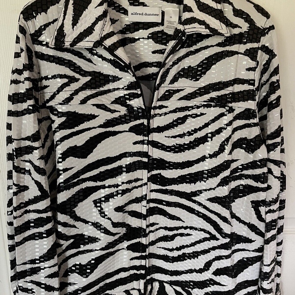 Alfred Dunner Women Zebra print Jacket, Size 14